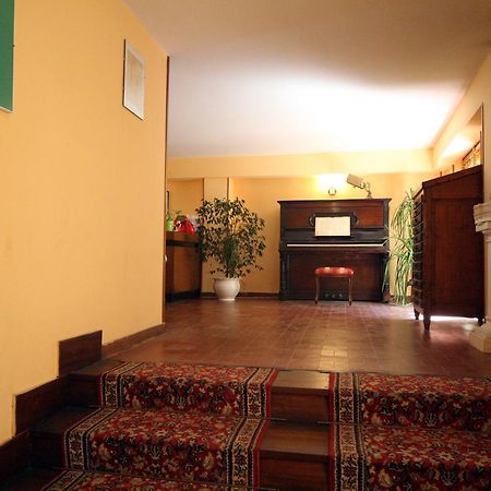 Albergo I Longobardi Chiusi Exterior photo